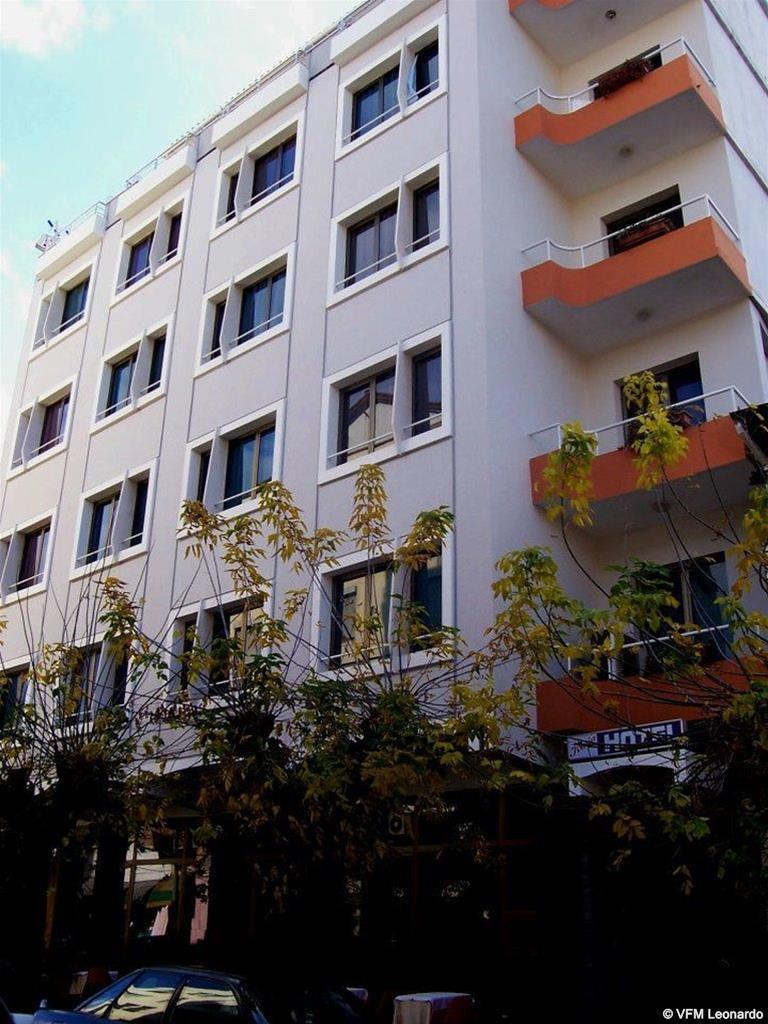 Kruja Hotel Tirana Buitenkant foto