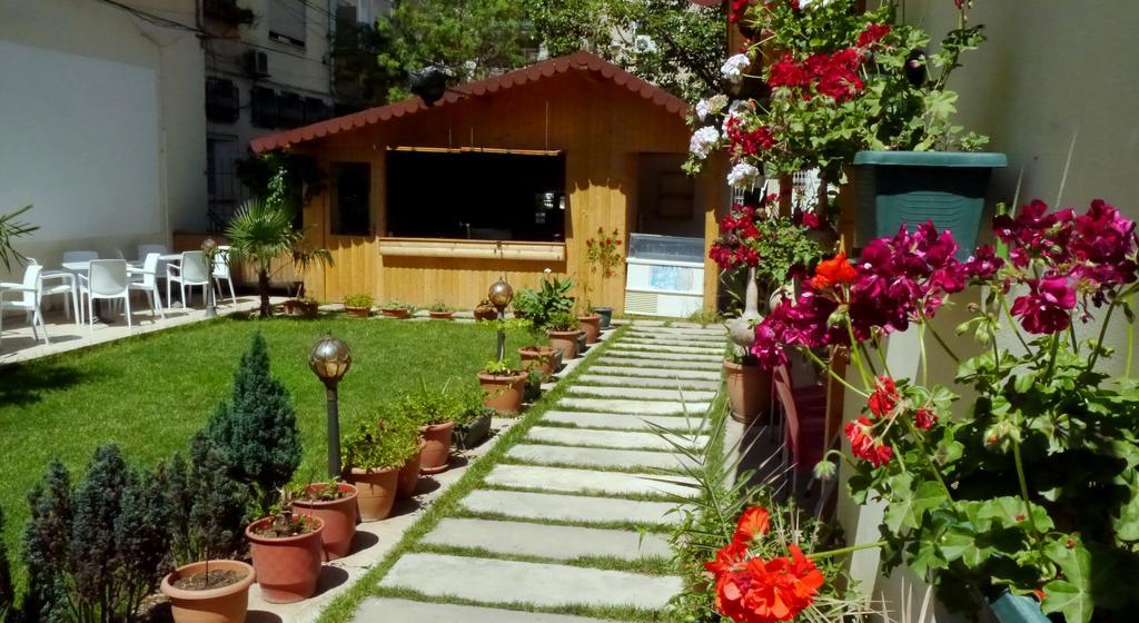 Kruja Hotel Tirana Buitenkant foto